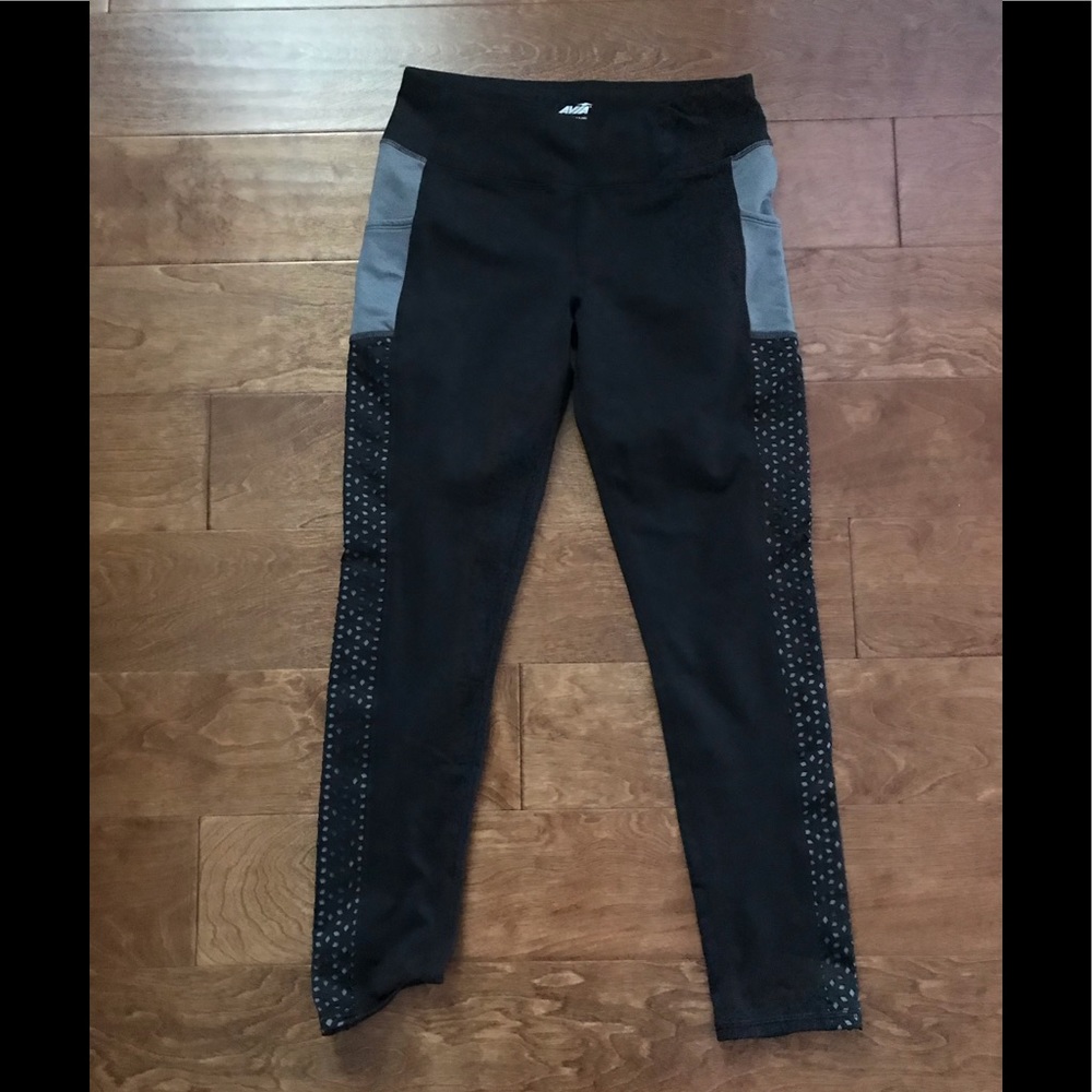 NWOT - Girls athletic leggings